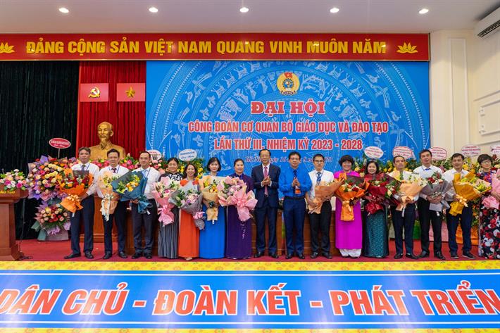 Đổi mới nội dung, phương thức hoạt động Công đoàn Cơ quan Bộ GDĐT