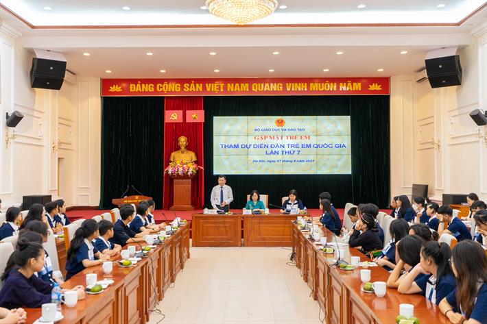 Bộ GDĐT gặp mặt học sinh tham dự Diễn đàn Trẻ em quốc gia lần thứ 7