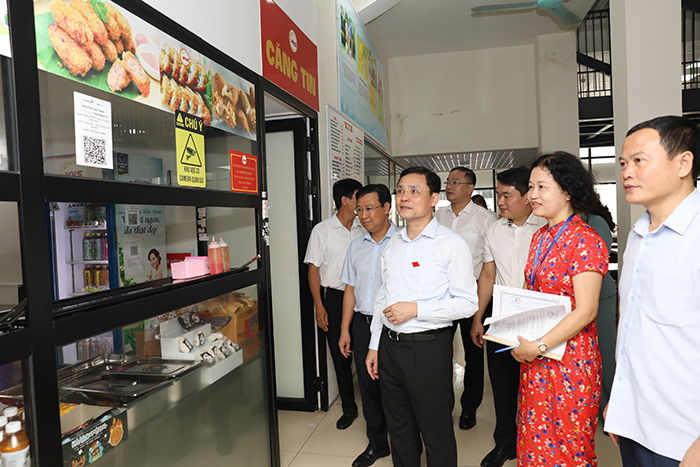 Quận Đống Đa kiến nghị ưu tiên quỹ đất để mở rộng và xây mới các trường công lập