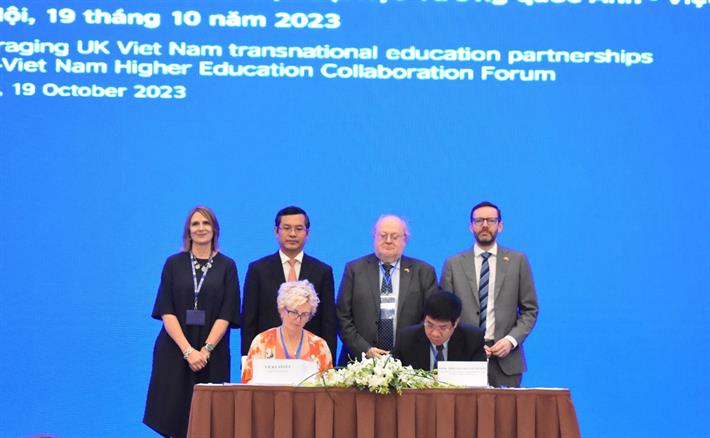 Nâng tầm hợp tác liên kết đào tạo giữa Vương quốc Anh và Việt Nam
