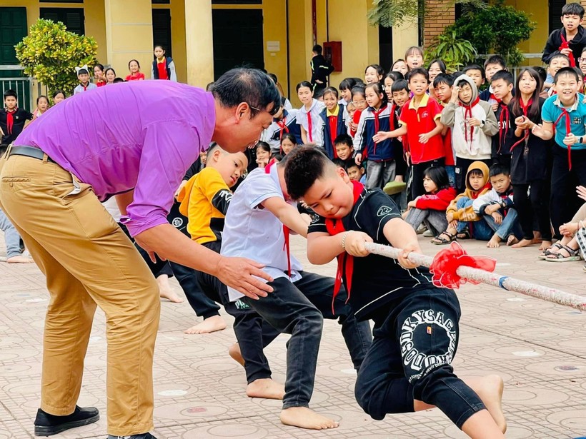 Vận dụng sáng tạo đưa trò chơi dân gian vào trường học