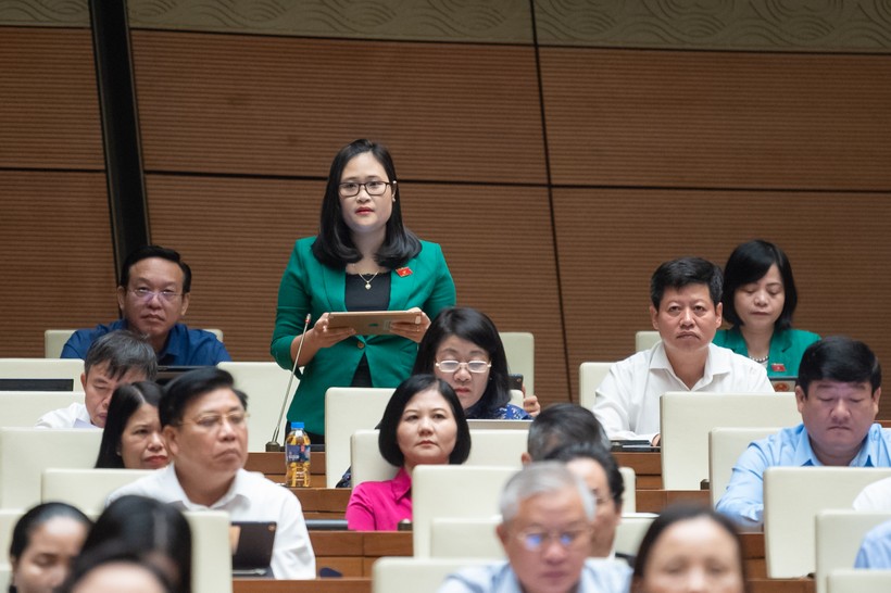 Cần sớm có chính sách đãi ngộ, chế độ tiền lương tương xứng với giáo viên