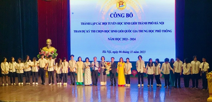 Hà Nội tập huấn 12 đội tuyển tham dự kỳ thi học sinh giỏi quốc gia