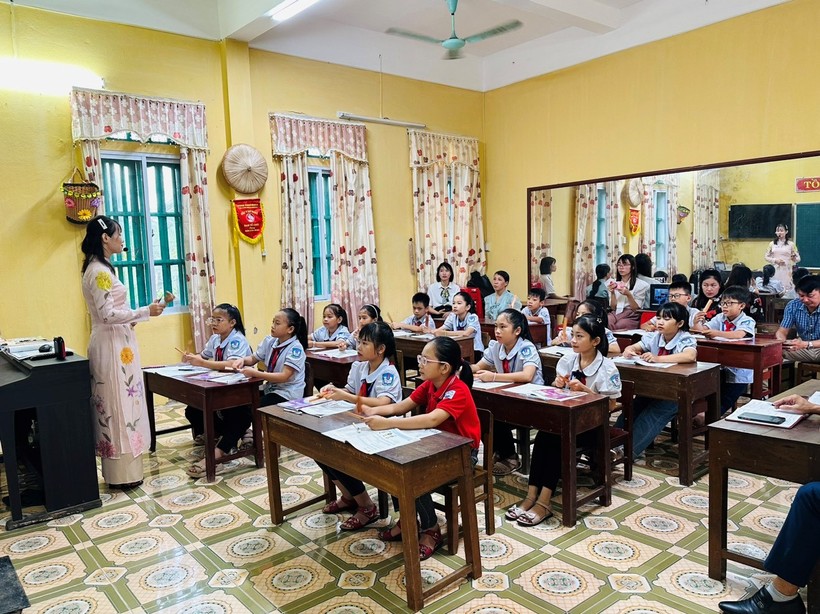 Lồng ghép linh hoạt giáo dục STEM vào các môn học