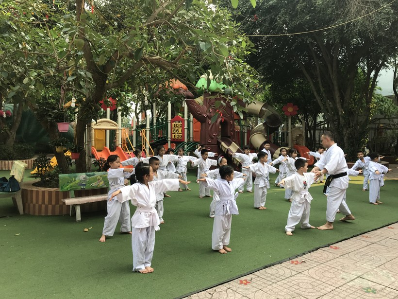 Nghệ An nâng cao năng lực đội ngũ cán bộ quản lý và giáo viên mầm non