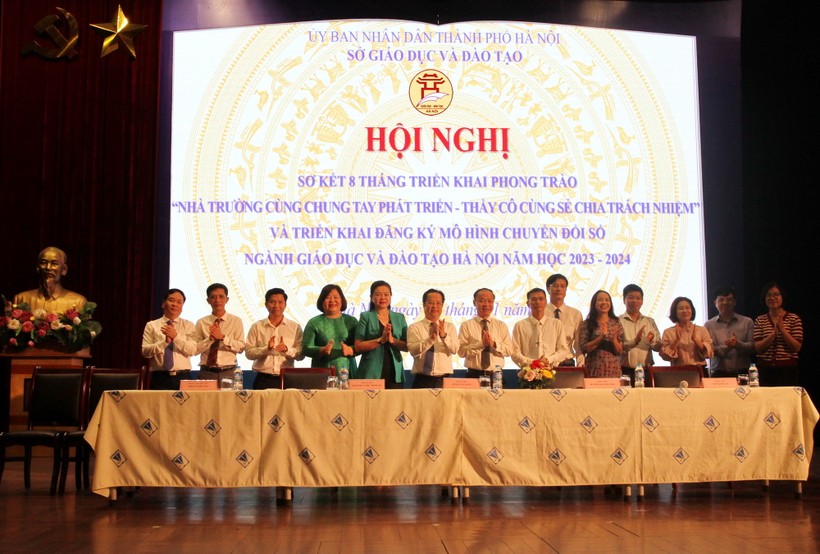 Hà Nội thí điểm thanh toán không dùng tiền mặt trong trường học