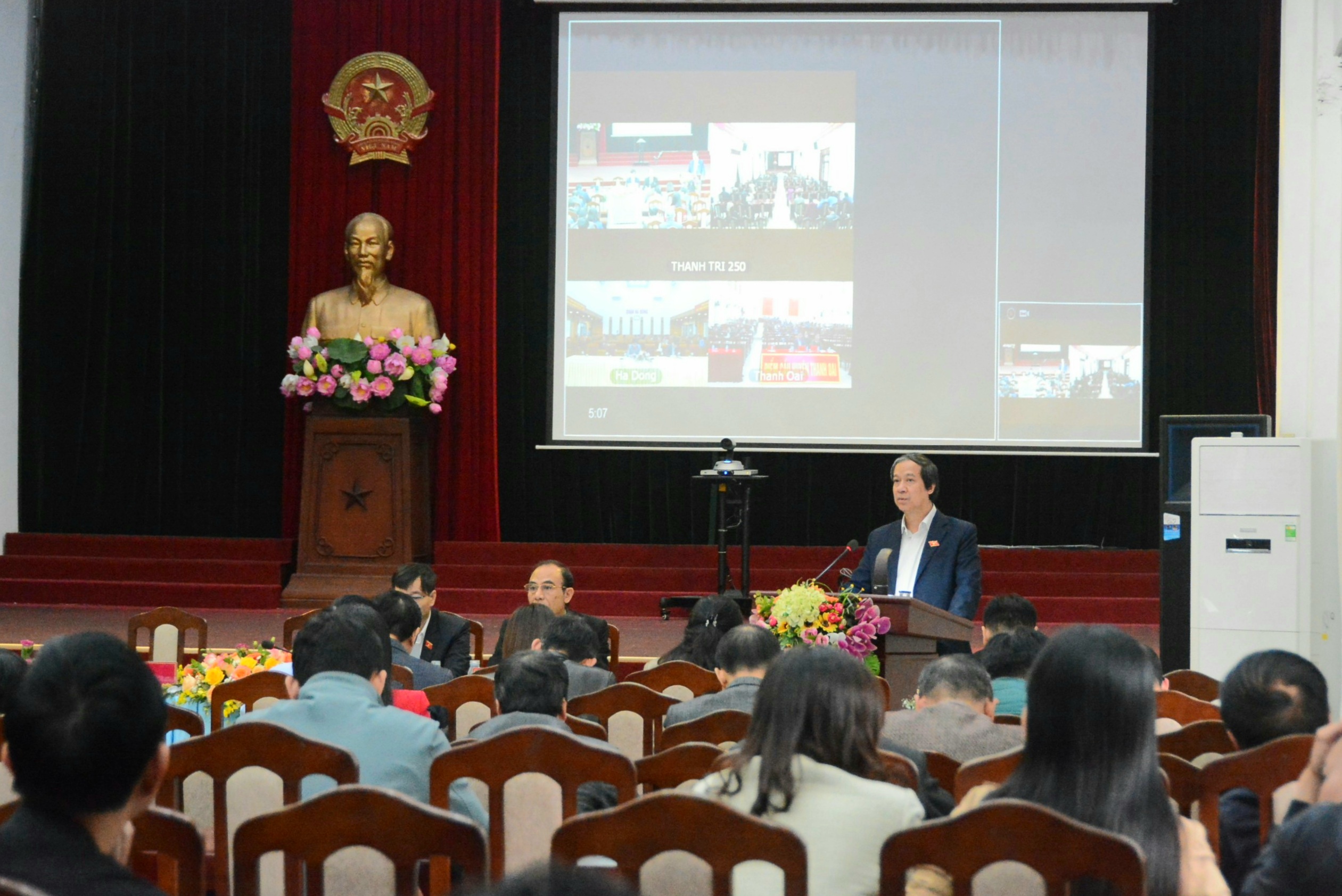 Bộ GD&ĐT sẽ tiếp tục quan tâm, kiến nghị về chính sách cho nhà giáo