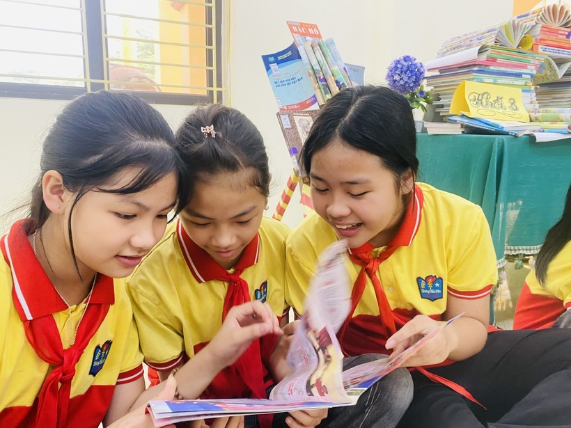 Hà Nội miễn học phí cho học sinh thuộc hộ cận nghèo