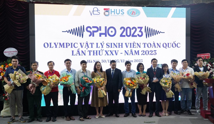 43 đoàn tham gia Kỳ thi Olympic Vật lý sinh viên toàn quốc lần thứ 25