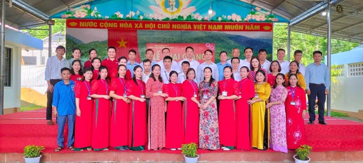 Trường PTDT bán trú Tiểu học Bành Trạch: Ngôi trường nâng bước tri thức cho học trò vùng cao