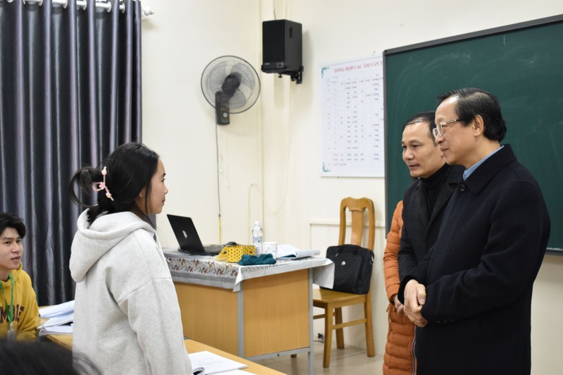 Thứ trưởng Phạm Ngọc Thưởng thăm, làm việc tại Trường Hữu Nghị T78