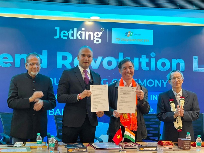 Việt Nam có chương trình đào tạo Thiết kế vi mạch bán dẫn chuẩn quốc tế