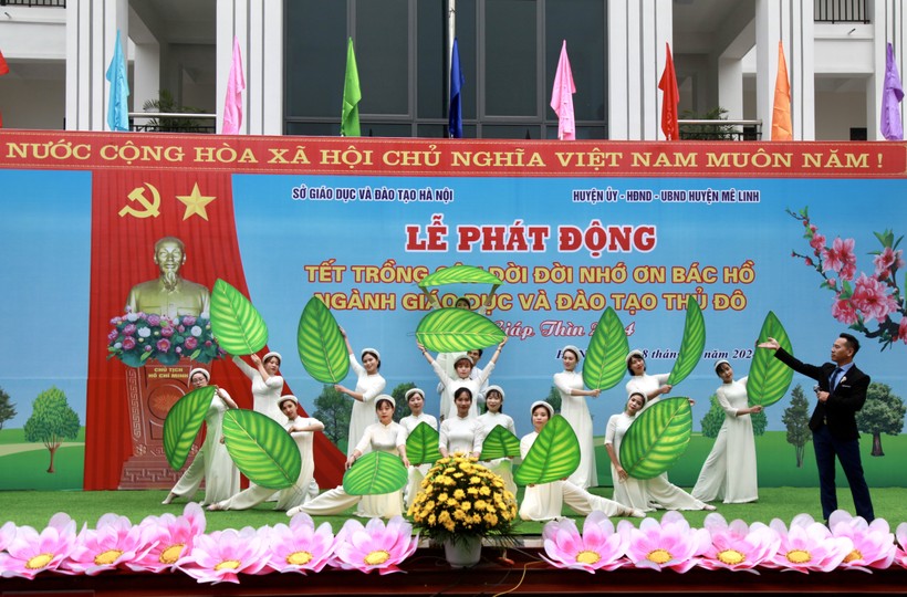 Ngành giáo dục Hà Nội phát động Tết trồng cây Xuân Giáp Thìn 2024