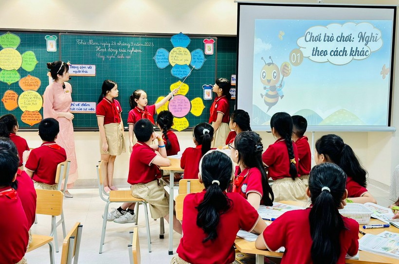 Xây dựng Luật Nhà giáo cần hướng đến đặc thù nghề nghiệp