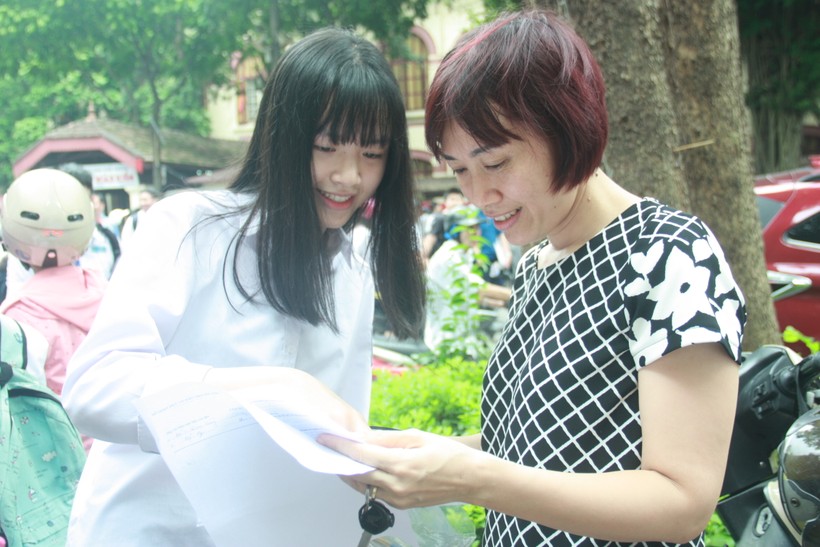 Bộ GD&ĐT công bố đề tham khảo Kỳ thi tốt nghiệp THPT năm 2024