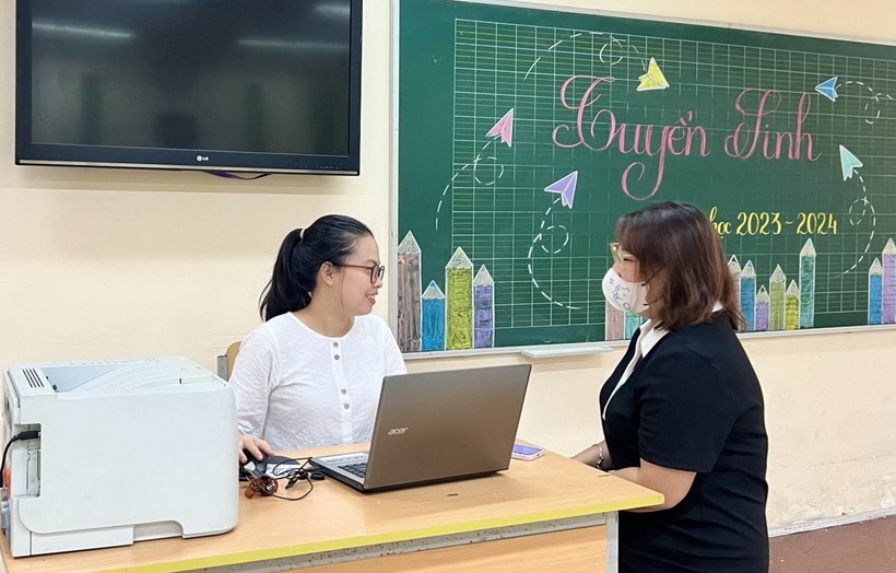 Hà Nội tiếp tục tuyển sinh đầu cấp trực tuyến