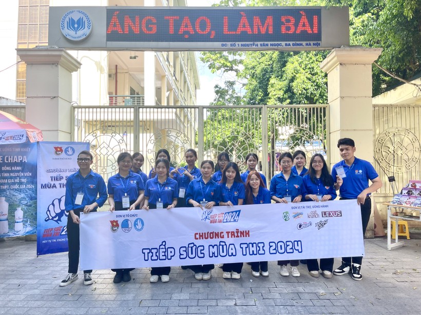 Những ấn tượng tốt đẹp của tuổi trẻ Thủ đô tại ‘tiếp sức mùa thi’ 2024