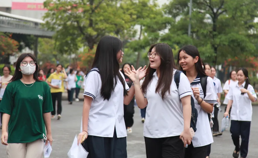 Hà Nội hoãn duyệt điểm chuẩn trúng tuyển bổ sung vào lớp 10