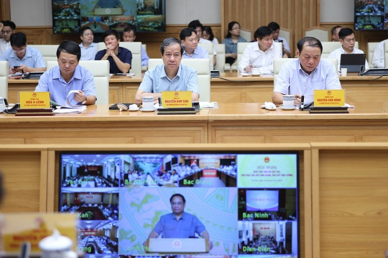 Kiến nghị Ngân sách Trung ương hỗ trợ dựng trường không thể khôi phục sau bão Yagi