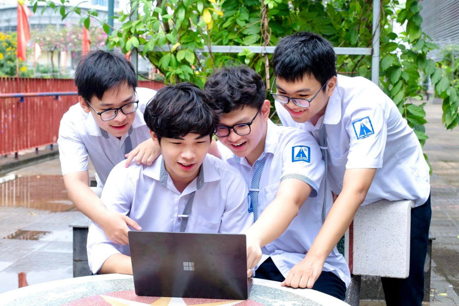 Học sinh Việt Nam tự tin chinh phục lĩnh vực mới