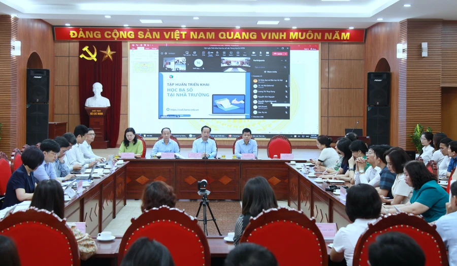 Hà Nội tập huấn triển khai học bạ số đến 100% trường học