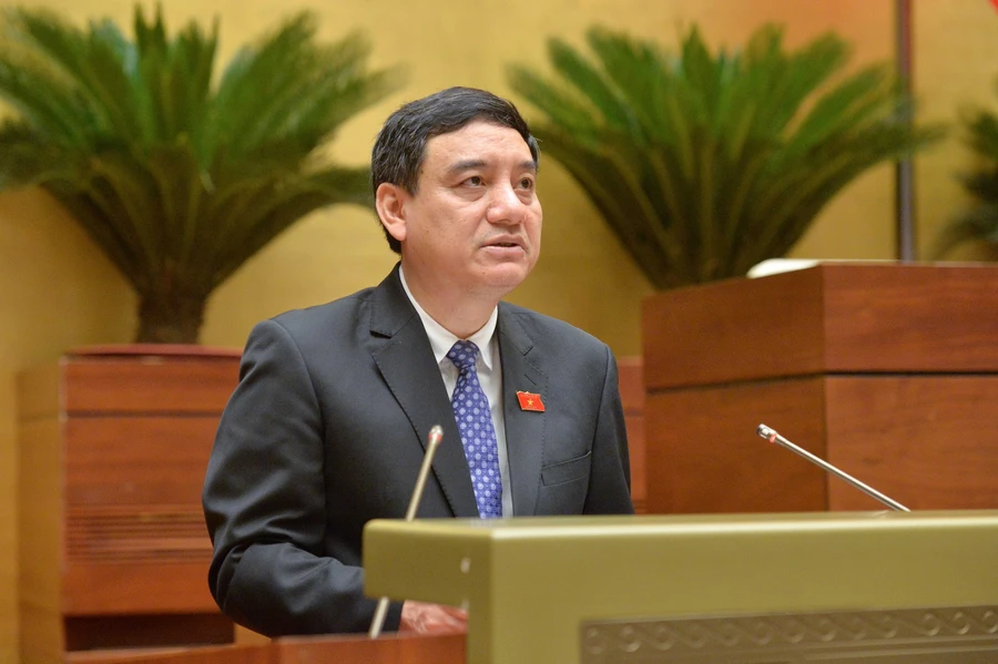 Đề nghị nghiên cứu phương án cấp tiền trực tiếp cho người học để hỗ trợ học phí