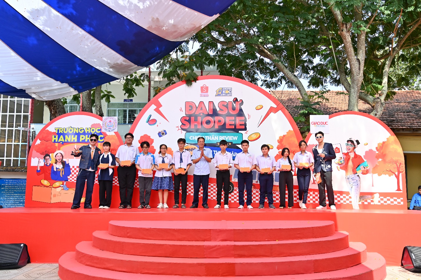 “Trường Học Hạnh Phúc” gameshow giải trí dành cho học sinh THPT