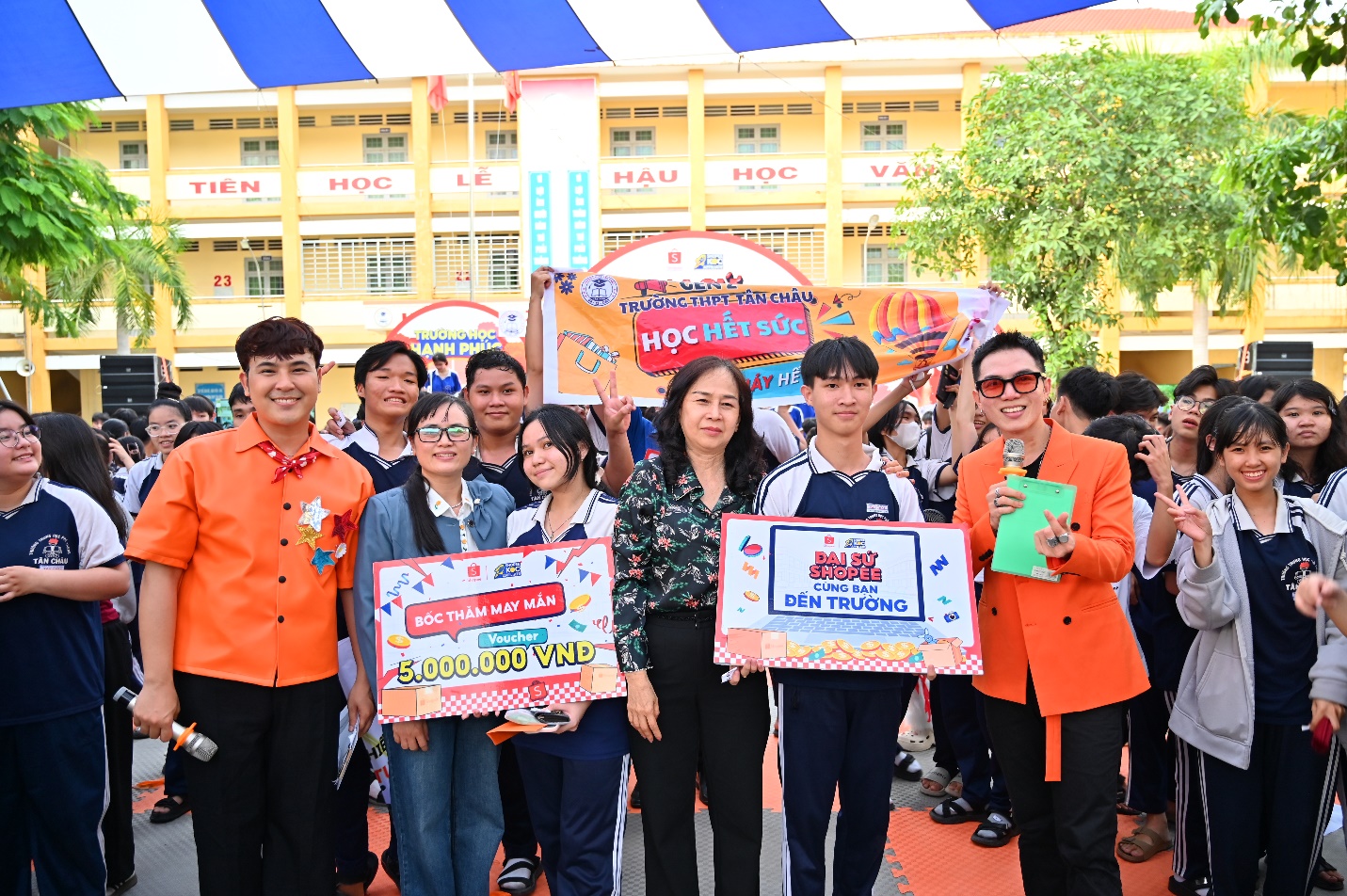 “Trường Học Hạnh Phúc” gameshow giải trí dành cho học sinh THPT