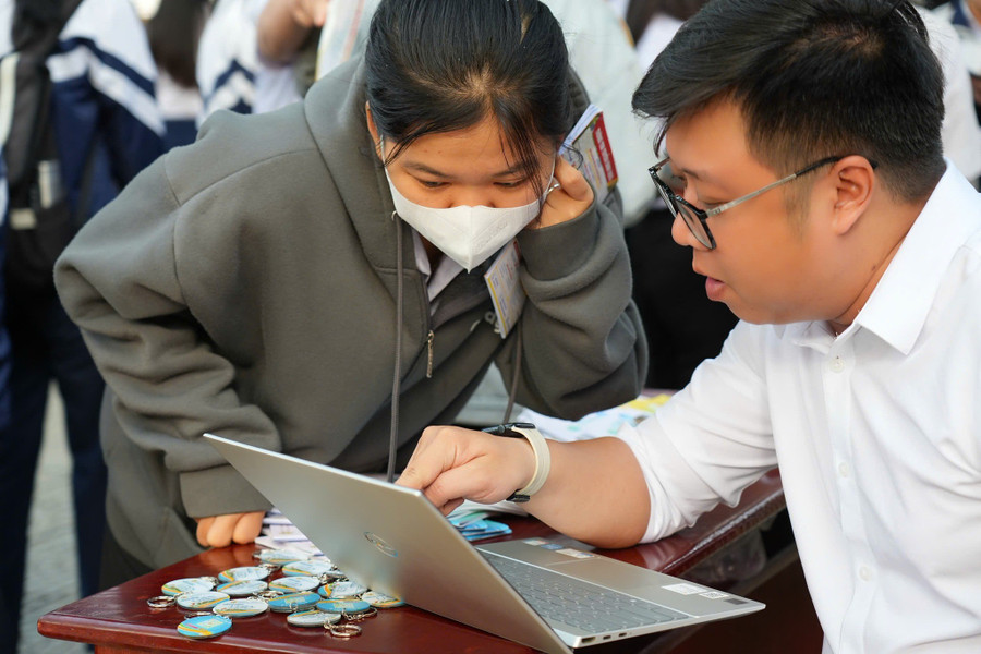 Ứng dụng AI vào truyền thông tuyển sinh