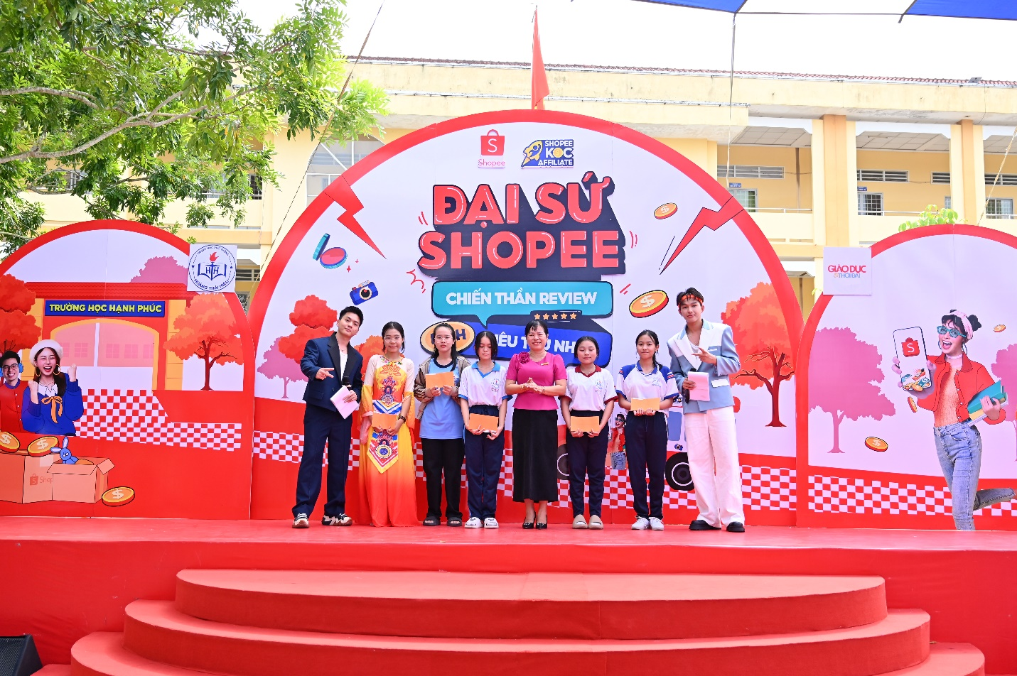 “Trường Học Hạnh Phúc” gameshow giải trí dành cho học sinh THPT