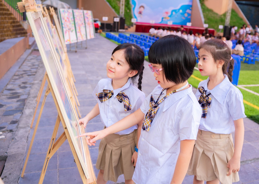 Bộ GD&ĐT ban hành Thông tư khen thưởng và kỷ luật học sinh